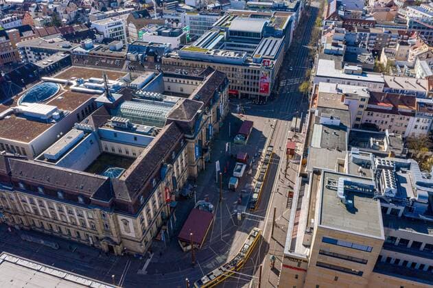 Luftbild_Stadtmitte am 22.03.2020 in Karlsruhe (), Germany Europaplatz, links die Postgalerie. Karlsruhe Innenstadt-West Östlicher Teil Baden-Württemberg Germany