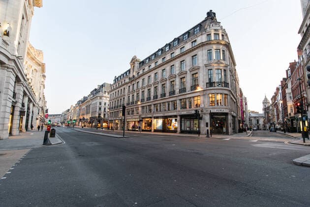 . 22 03 2020. London, United Kingdom. Coronavirus crisis. View of an almost empty Regent Street this afternoon. Despite the fact that during the weekend many people have ignored the British GovernmentÂ s recommendation to stay at home to battle the coronavirus, this afternoon, central spots in London were almost empty.  xGustavoxValientex xi-Imagesx IIM-20946-0008