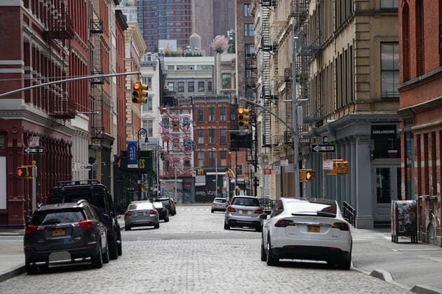 March 22, 2020, New York, NY, USA: New Yorkers respond to the Coronavirus on March 22, 2020 in New York. New York USA - ZUMAb148 20200322_zap_b148_063 Copyright: xBryanxSmithx