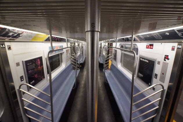 March 22, 2020, New York, NY, USA: New Yorkers respond to the Coronavirus on March 22, 2020 in New York. New York USA - ZUMAb148 20200322_zap_b148_064 Copyright: xBryanxSmithx