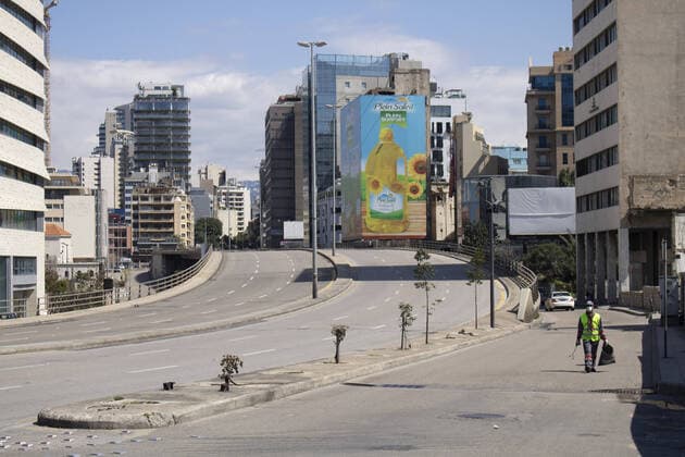 A motorway running through Beirut city centre as streets empty to reduce social contact as part of government s orders for people to stay at home and all non-essential businesses to close in efforts to beat coronavirus Where: Beirut, Lebanon When: 22 Mar 2020 Credit: Amer Ghazzal Cover Images Copyright: xx 40402188 EDITORIAL USE ONLY. NOT FOR USE BY NEWSPAPERS BASED IN THE UK.
