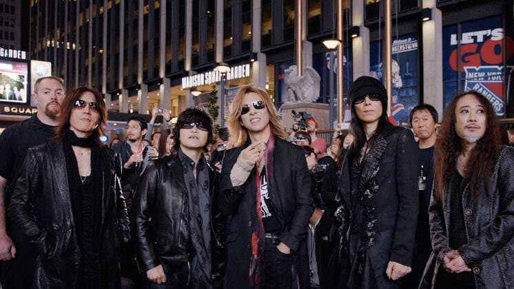 WE ARE X, X Japan, front, from left: Sugizo, Toshi, Yoshiki, Heath, Pata, 2016. Drafthouse Films Courtesy Everett Collection Courtesy !ACHTUNG AUFNAHMEDATUM GESCHÃ„TZT! PUBLICATIONXNOTxINxCANxCHNxFRAxITAxJPNxNORxPOLxRUSxESPxUKxUSA Copyright: xCourtesyxEverettxCollectionx MCDWEAR EC125