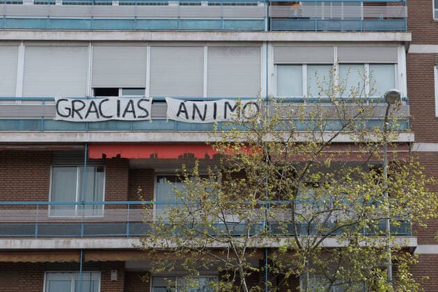 March 23, 2020, Madrid, MADRID, SPAIN: Thank you poster during ninenth day after the Government declared the state of alarm in Spain and recommended people to stay at home to fight coronavirus COVID-19 on March 23, 2020 in Madrid, Spain Madrid SPAIN - ZUMAa181 20200323_zaa_a181_058 Copyright: xJoaquinxCorcherox