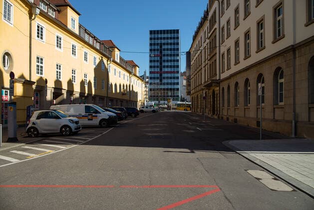 Coronavirus-COVID-19 Leere Plätze und Strassen in der Stuttgarter Innenstadt aufgrund der freiwilligen Ausgangssperre. Stuttgart Mitte Baden-Württemberg Deutschland Copyright: xLeif-HendrikxPiechowskix