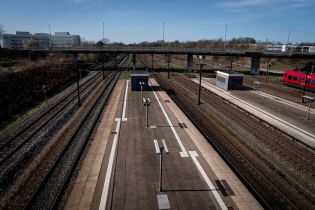 COVID-19: Hoeje Taastrup Station, mandag den 23. marts 2020. Langt faerre passagerer er med IC-togene paa grund af coronavirus-pandemien, derfor begynder DSB fra mandag at koere efter en reduceret koereplan. . , Copenhagen Denmark