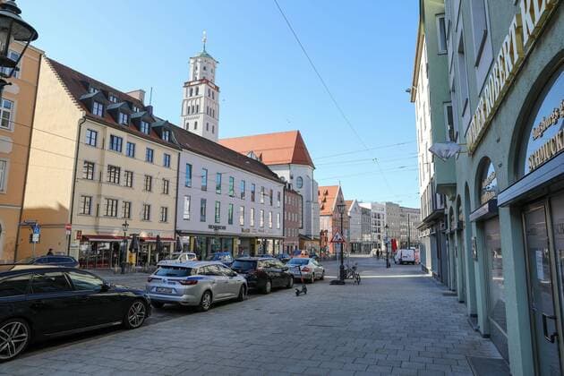 Maximilianstrasse, Corona, Augsburg, Ausgangsbeschraenkung, 23.03.2020 Augsburg Bayern Deutschland