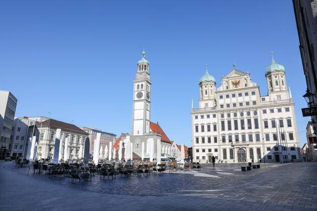 Rathausplatz, Corona, Augsburg, Ausgangsbeschraenkung, 23.03.2020 Augsburg Bayern Deutschland
