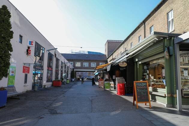 Stadtmarkt, Corona, Augsburg, Ausgangsbeschraenkung, 23.03.2020 Augsburg Bayern Deutschland