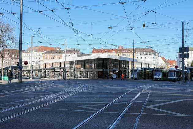 Koenigsplatz, Corona, Augsburg, Ausgangsbeschraenkung, 23.03.2020 Augsburg Bayern Deutschland