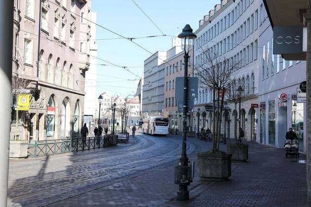 Fussgaengerzone, Corona, Augsburg, Ausgangsbeschraenkung, 23.03.2020 Augsburg Bayern Deutschland