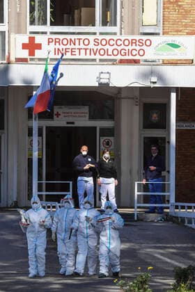Doctors with masks at the Cotugno hospital emergency room for infectious diseases, in Naples city.  Copyright: xSalvatorexLaportax xIPAx xKontrolabx