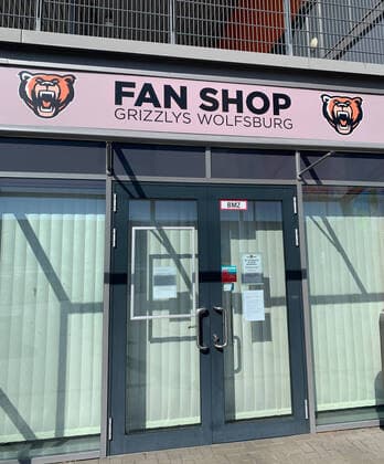 Geschlossener Grizzlys Fan Shop an der Eisarena Wolfsburg