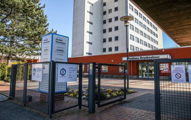 Coronavirus in Berlin Berlin, 22.03.2020, Paulinen Krankenhaus. Schild weist auf Besuchsverbot hin: Kein Besuch erlaubt! Wegen des Coronavirus haben sich die Kliniken auf den Notstand vorbereitet. Berlin Berlin Deutschland Paulinen Krankenhaus