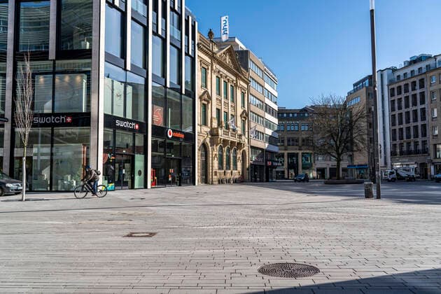 Leere Innenstadt, Einkaufs Strasse, Schadowplatz, Auswirkungen der Coronavirus Pandemie in Deutschland, Düsseldorf