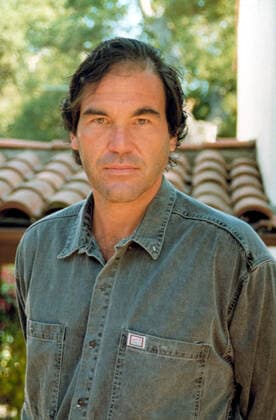 BORN ON THE FOURTH OF JULY, Director Oliver Stone, 1989. (c) Universal Pictures Courtesy: Everett Collection. Universal Courtesy Everett Collection !ACHTUNG AUFNAHMEDATUM GESCHÃ„TZT! PUBLICATIONXNOTxINxCANxCHNxFRAxITAxJPNxNORxPOLxRUSxESPxUKxUSA Copyright: xUniversal CourtesyxEverettxCollectionx MSDBOON EC027