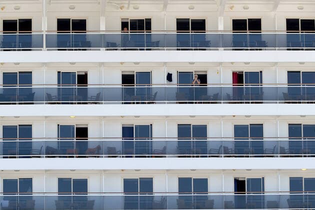 MSC MAGNIFICA PERTH, Passengers are seen onboard the MSC Magnifica cruise ship which is docked in Fremantle harbour in Fremantle on Tuesday March 24, 2020. This ship will refuel before departing for Dubai at 6pm. WA has 140 cases of COVID-19, including two people who are in a critical condition. ( NO ARCHIVING, EDITORIAL USE ONLY, NO USE IN BOOKS WITHOUT CONSENT PERTH WA AUSTRALIA  Copyright: xRICHARDxWAINWRIGHTx 20200324001459066097