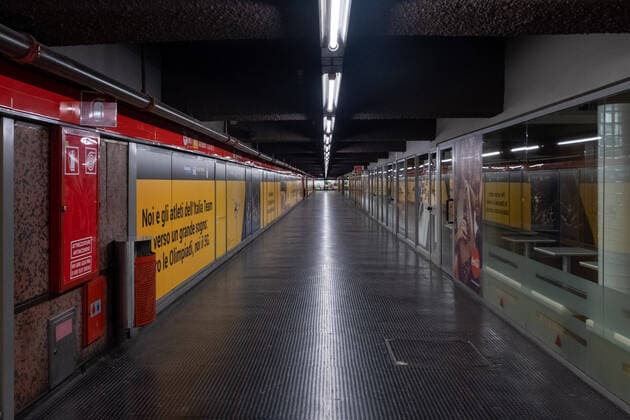 Milan, Coronavirus Covid 19 emergency, subway deserted at rush hour following the new regional provisions that tighten quarantine measures. (Massimo Alberico Fotogramma, Milan - 2020-03-24) p.s. la foto e utilizzabile nel rispetto del contesto in cui e stata scattata, e senza intento diffamatorio del decoro delle persone rappresentate  Copyright: xMassimoxAlbericox xFOTOGRAMMAx