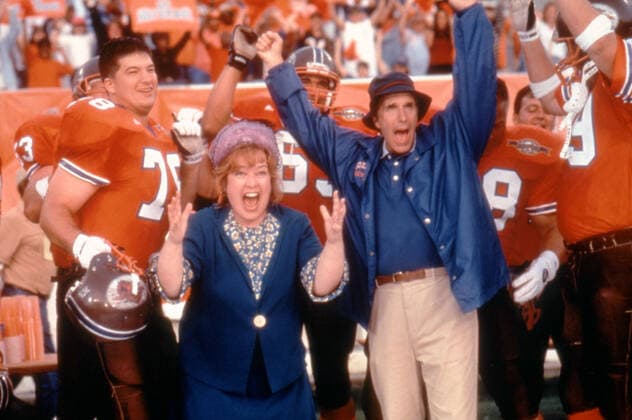 THE WATERBOY, Kathy Bates, Henry Winkler, 1998, (c)Buena Vista Pictures courtesy Everett Collection Buena Vista Pictures Courtesy Everett Collection !ACHTUNG AUFNAHMEDATUM GESCHÃ„TZT! PUBLICATIONXNOTxINxCANxCHNxFRAxITAxJPNxNORxPOLxRUSxESPxUKxUSA Copyright: xBuenaxVistaxPictures CourtesyxEverettxCollectionx MSDWATE EC036