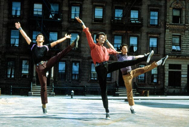OSCARS. Bester Nebendarsteller. PreistrÃ¤ger 1961-1970 WEST SIDE STORY, George Chakiris (center), 1961 Courtesy Everett Collection !ACHTUNG AUFNAHMEDATUM GESCHÃ„TZT! PUBLICATIONXNOTxINxCANxCHNxFRAxITAxJPNxNORxPOLxRUSxESPxUKxUSA Copyright: xCourtesyxEverettxCollectionx MSDWESI EC025