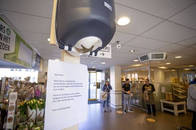 EIDHOVEN, 24-03-2020, Jumbo Boschdijk. Jumbo policy to prevent spread of coronavirus. Instructions on washing hands. Jumbo entrance policy  x7589845x Copyright: