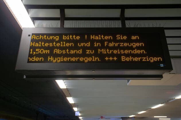 Coronavirus-COVID-19 Öffentlicher Nahverkehr Stuttgart. Die SSB hat ihre Fahrpläne von heute an auf den Sonntagsfahrplan umgestellt. Stuttgart Mitte Baden-Württemberg Deutschland Copyright: xLeif-HendrikxPiechowskix