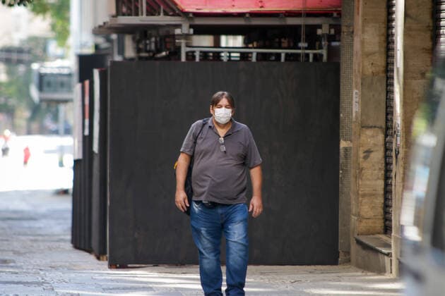 SÃO PAULO, SP - 24.03.2020: QUARENTENA EM SP - This quarantine will be effective this Tuesday (24) in the 645 municipalities of the state of São Paulo. Determined by Governor João Doria (PSDB), the measure requires the closing of trade and maintains essential services, such as the areas of health, food and security. The quarantine runs until April 7, and can be extended. x1897311x  ViniciusxNunes