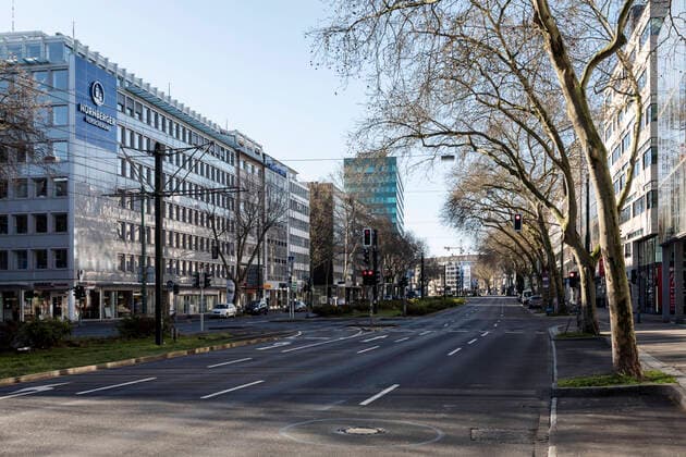Maßnahmen aufgrund Coronavirus Pandemie, leere Innenstadt Düsseldorf, Berliner Allee