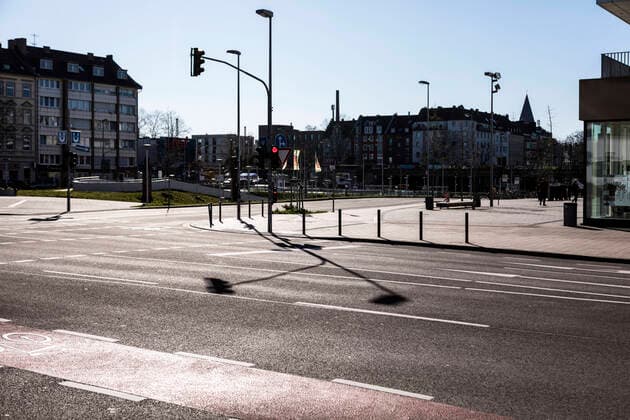 Maßnahmen aufgrund Coronavirus Pandemie, leere Stadt Düsseldorf, Düsseldorf Arcaden an der Friedrichstraße