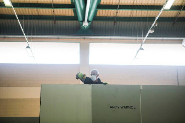 News Bilder des Tages Bergamo, March 24, 2020, Fiera di Bergamo area Pavilion B. Construction of the field hospital that will host citizens affected by Covid-19  Copyright: xSImonexBergamaschix xIPAx xSimonexBergamaschi IPAx