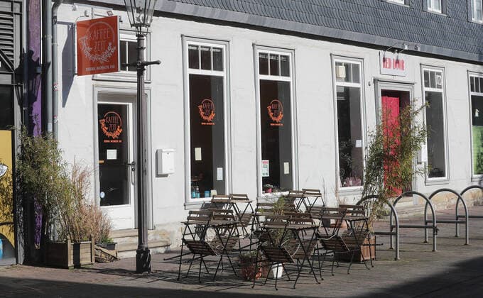 Geschlossenes Cafe in der Fussgaengerzone in Wolfenbuettel Wolfenbuettel
