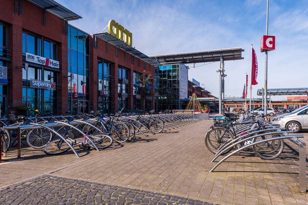 Kiels größte Einkaufsmeile der Citti-Park ist wegen der Coronavirus Epidemie momantan teilweise geschlossen Kiel Hassee Schleswig-Holstein Deutschland