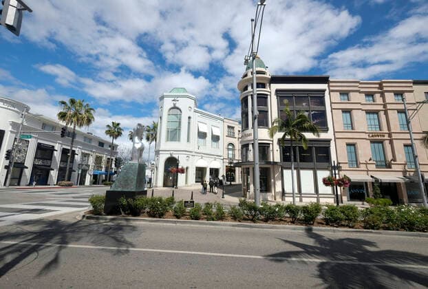 March 24, 2020, Los Angeles, California, U.S: Rodeo Drive in Beverly Hills on Tuesday, March 24, 2020. California Gov. Gavin Newsom issued a statewide stay-at-home order Thursday for residents to venture outside only for essential jobs, errands and some exercise, due to coronavirus concerns. Los Angeles U.S. - ZUMAc68_ 20200324_zaf_c68_009 Copyright: xRingoxChiux