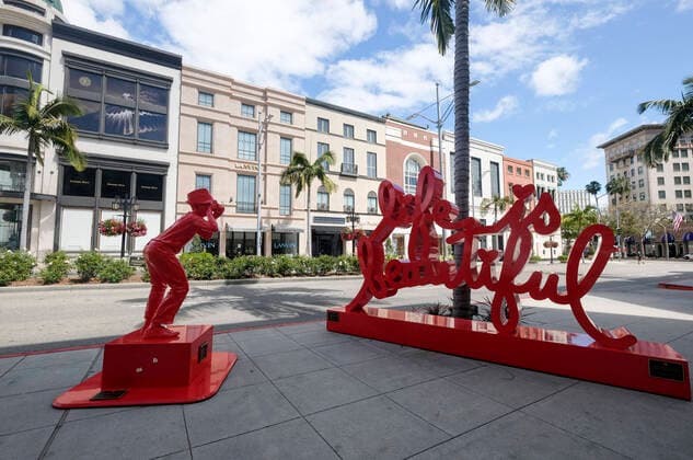 March 24, 2020, Los Angeles, California, U.S: Rodeo Drive in Beverly Hills on Tuesday, March 24, 2020. California Gov. Gavin Newsom issued a statewide stay-at-home order Thursday for residents to venture outside only for essential jobs, errands and some exercise, due to coronavirus concerns. Los Angeles U.S. - ZUMAc68_ 20200324_zaf_c68_011 Copyright: xRingoxChiux