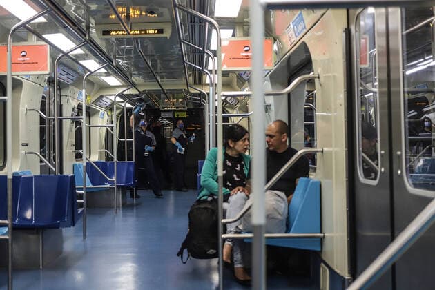 (200325) -- SAO PAULO, March 25, 2020 (Xinhua) -- Staff members disinfect the subway in Sao Paulo, Brazil, March 24, 2020. The death toll from COVID-19 in Brazil has climbed to 46, with a total of 2,201 people infected, the Brazilian Health Ministry said on Tuesday. (Photo by Rahel Patrasso Xinhua) BRAZIL-SAO PAULO-COVID-19 