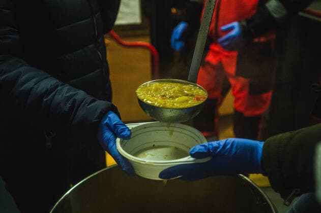 Special SOS Bus in Sopot helps homeless during the coronavirus outbreak Special SOS Bus with a paramedic and some voluntters on the board deliver hot meals and warm clothing to homeless during the coronavirus outbreak on March 24, 2020 in Sopot, Poland. EN_01421673_0020 