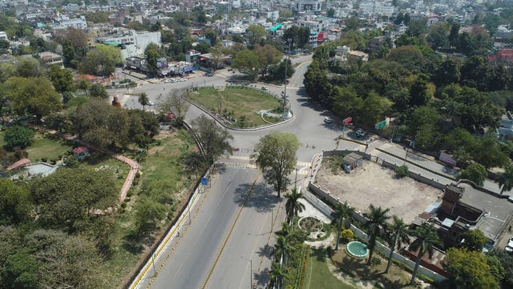 March 25, 2020, Prayagraj, Uttar Pradesh, India: Prayagraj: City wears a deserted look during lockdown in wake of Corona virus pandemic in Prayagraj on Wednesday, March 25, 2020. Prayagraj India - ZUMAv115 20200325_zap_v115_017 Copyright: xPrabhatxKumarxVermax