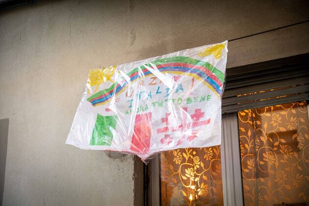 Milan - life in apartment buildings at the time of the Coronavirus. Children play in the courtyard of a popular house in via Tracia Editorial Usage Only  Copyright: xMarcoxPassarox xIPAx