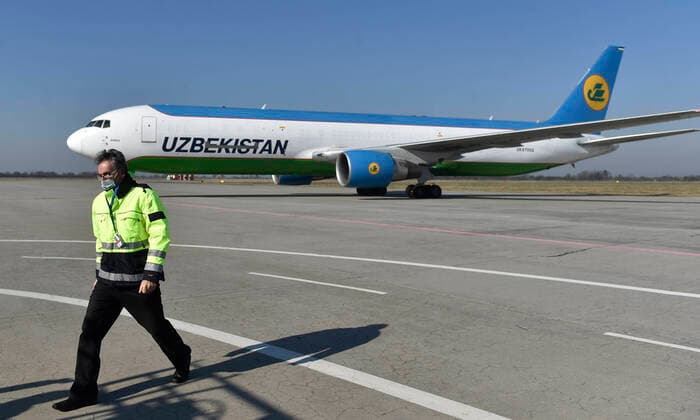 Aircraft landed at the Mosnov - Ostrava airport with supply of medical equipment from China aimed to help tackle the coronavirus epidemic in the Czech Republic, March 25, 2020. (CTKxPhoto JaroslavxOzana) CTKPhotoP202003250312201 JAO 04