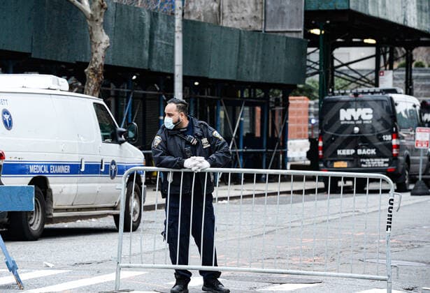 March 25, 2020, New York Manhattan, USA: NYPD securing at the Makeshift morgue entrance. Makeshift morgue outside Bellevue Hospital in Manhattan on Tuesday to deal with a potential surge of coronavirus victims. . 03 25 20. New York Manhattan. . New York Manhattan. USA - ZUMAs252 20200325_znp_s252_012 Copyright: xMarcusxSantosx