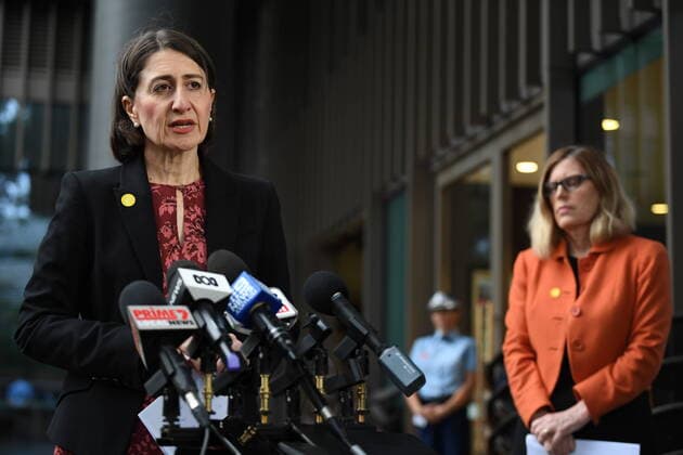 GLADYS BEREJIKLIAN PRESSER, NSW Premier Gladys Berejiklian (left) and NSW Chief Health Officer Dr Kerry Chant delivers a health update on COVID-19 in Sydney, Thursday, March 26, 2020. New South Wales may break from the Federal Government and implement even tighter lockdown laws as they desperately try to slow the spread of the coronavirus. ( NO ARCHIVING, EDITORIAL USE ONLY, NO USE IN BOOKS WITHOUT CONSENT SYDNEY NSW AUSTRALIA  Copyright: xDEANxLEWINSx 20200326001459841241