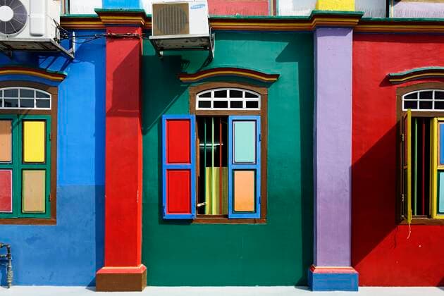 Bunte Fenster und Fassade der alten chinesischen Villa, das Haus von Tan Teng Niah, indisches Viertel, Little India, Singapur, Asien Copyright: imageBROKER/NorbertxEisele-Hein ibxnex05135525.jpg