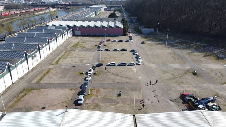 Corona Tests werden am Mittwoch (25.3.2020) in Saarbrücken im Mesegelände in einem Drive In abgewickelt. Dabei unterstützt die Bundeswehr die Kassenärztliche Vereinigung.