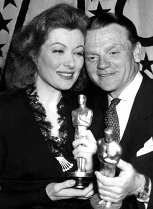OSCARS. Bester Hauptdarsteller. PreistrÃ¤ger 1941-1950 1942: GREER GARSON Best Actress, MRS. MINIVER with JAMES CAGNEY Best Actor, YANKEE DOODLE DANDY , 3 4 43 Courtesy Everett Collection !ACHTUNG AUFNAHMEDATUM GESCHÃ„TZT! PUBLICATIONXNOTxINxCANxCHNxFRAxITAxJPNxNORxPOLxRUSxESPxUKxUSA Copyright: xCourtesyxEverettxCollectionx SBDOSPI EC028