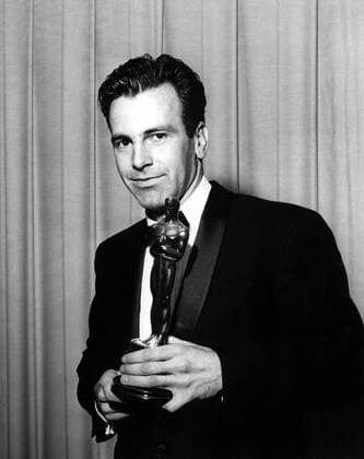 OSCARS. Bester Hauptdarsteller. PreistrÃ¤ger 1961-1970 1961: MAXIMILIAN SCHELL Best Actor, JUDGMENT AT NUREMBERG holds his Oscar, 1962 Courtesy Everett Collection !ACHTUNG AUFNAHMEDATUM GESCHÃ„TZT! PUBLICATIONXNOTxINxCANxCHNxFRAxITAxJPNxNORxPOLxRUSxESPxUKxUSA Copyright: xCourtesyxEverettxCollectionx SBDOSPI EC052