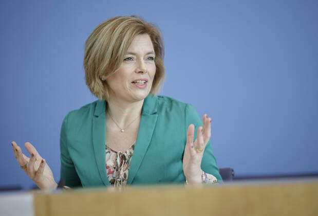 Bundeslandwirtschaftsministerin Julia Kloeckner, CDU, bei einer Pressekonferenz zur Corona-Krise. Berlin, 26.03.2020 Berlin Deutschland