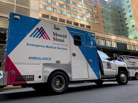 March 26, 2020, International, New York ,USA: (INT) COVID-19 caused the death of a nurse at Mount Sinai West Hospital.March 26,2020,New York,USA:The nursing manager at Mount Sinai West Hospital on 10th Avenue in New York, Kious Jordan Kelly, was hospitalized on March 17 and died on Tuesday (24). He was in his 40s and treated Coronavirus patients at the hospital. And since the 24th after his death, visitors areno¢âö¬â¢t allowed anymore into the hospital and only staff and patients with serious problems are allowed. In addition, emergency care is being set up outside the hospital to treat coronavirus patients...Credit: Thenews2 International - ZUMAn293 20200326_znp_n293_034 Copyright: xNiyixFotex