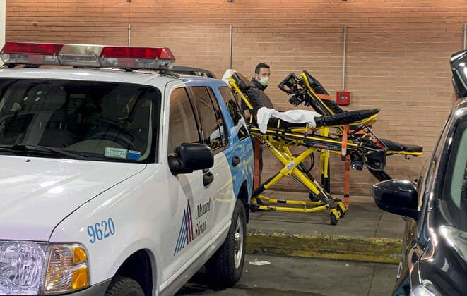 March 26, 2020, International, New York ,USA: (INT) COVID-19 caused the death of a nurse at Mount Sinai West Hospital.March 26,2020,New York,USA:The nursing manager at Mount Sinai West Hospital on 10th Avenue in New York, Kious Jordan Kelly, was hospitalized on March 17 and died on Tuesday (24). He was in his 40s and treated Coronavirus patients at the hospital. And since the 24th after his death, visitors areno¢âö¬â¢t allowed anymore into the hospital and only staff and patients with serious problems are allowed. In addition, emergency care is being set up outside the hospital to treat coronavirus patients...Credit: Thenews2 International - ZUMAn293 20200326_znp_n293_038 Copyright: xNiyixFotex