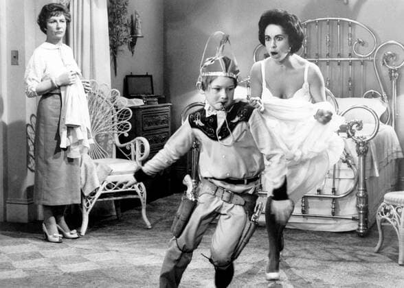 CAT ON A HOT TIN ROOF, from left, Judith Anderson, Brian Corcoran, Elizabeth Taylor, 1958 Courtesy Everett Collection !ACHTUNG AUFNAHMEDATUM GESCHÃ„TZT! PUBLICATIONXNOTxINxCANxCHNxFRAxITAxJPNxNORxPOLxRUSxESPxUKxUSA Copyright: xCourtesyxEverettxCollectionx MBDCAON EC157