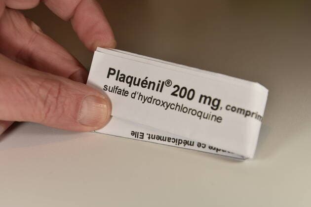 March 26, 2020, Marseille, France: In this photo illustration a piece of paper with instructions for use of Plaquenil ..The Minister of Health has authorised the use of hydroxychloroquine for patients affected by covid-19, in the health establishments which take charge of them. Marseille France - ZUMAs197 20200326_zaa_s197_067 Copyright: xGerardxBottinox