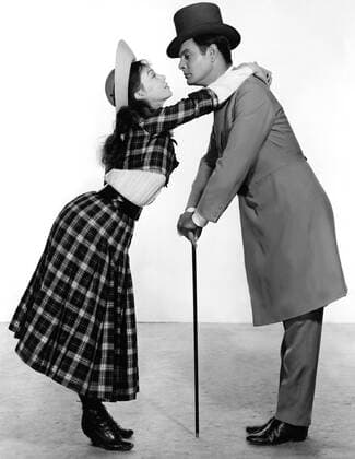 GIGI, Leslie Caron, Louis Jordan, 1958 Courtesy Everett Collection !ACHTUNG AUFNAHMEDATUM GESCHÃ„TZT! PUBLICATIONXNOTxINxCANxCHNxFRAxITAxJPNxNORxPOLxRUSxESPxUKxUSA Copyright: xCourtesyxEverettxCollectionx MBDGIGI EC007